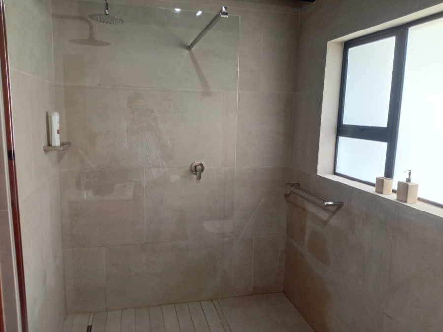 To Let 4 Bedroom Property for Rent in Cintsa East Eastern Cape